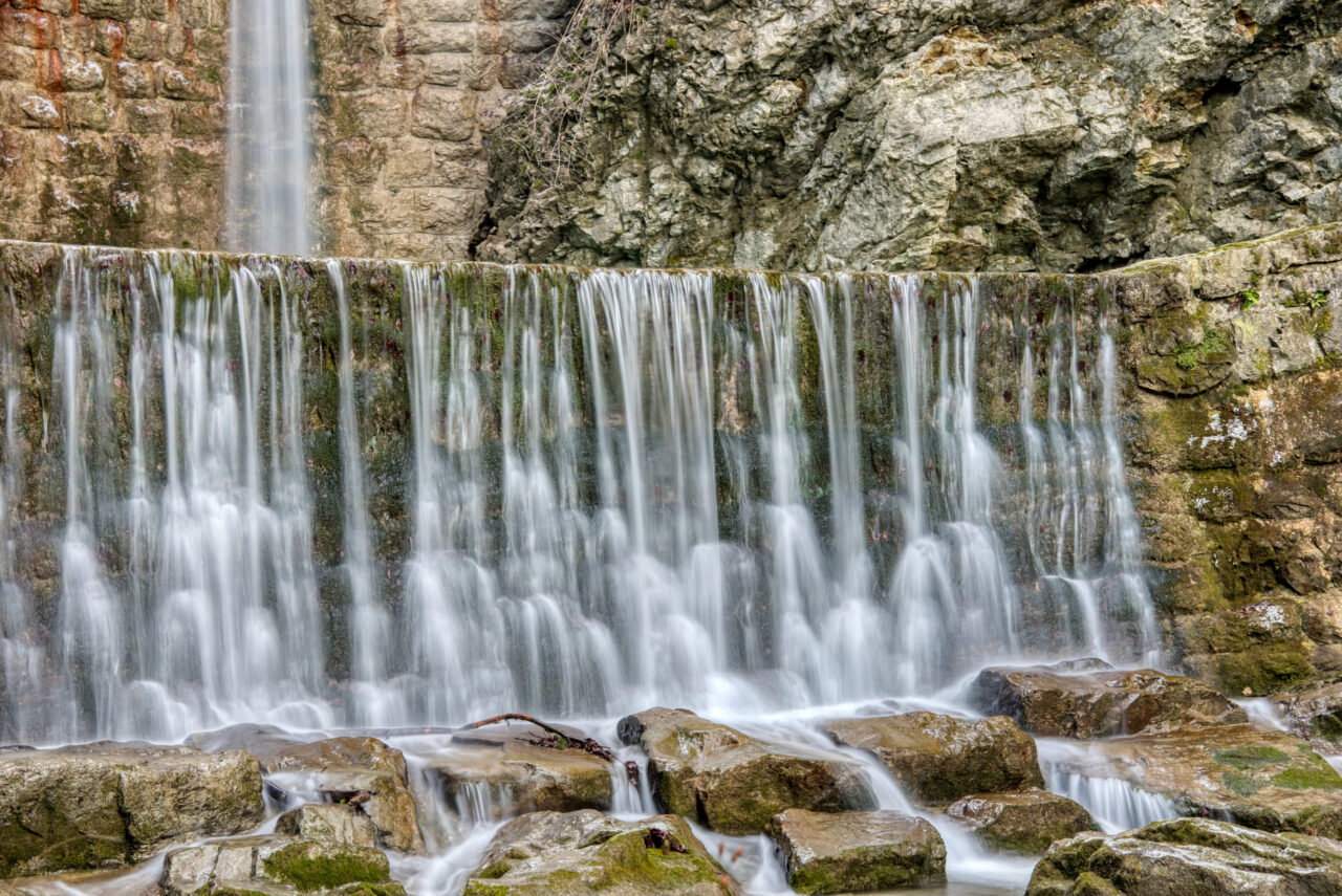 Der Wasserfall - mit Abstand
