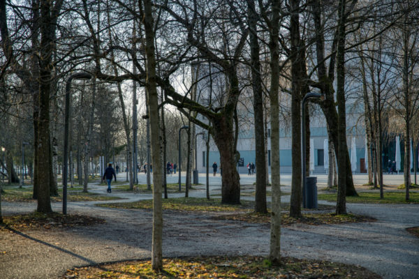 Aus der Stadt zum Bahnhof mit Umweg über Seepromenade
