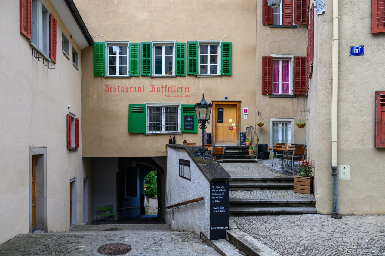 Eingang zum Restaurant Koffetelleri