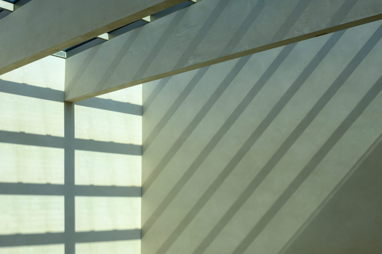 Schattenspiele an einer Wand